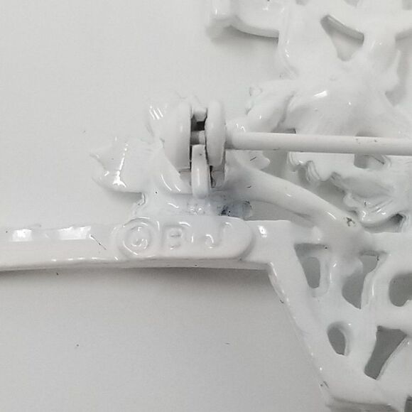 Vintage Flower Cart Rhinestone Brooch, White Enamel, Signed BJ, Estate - Picture 3 of 6